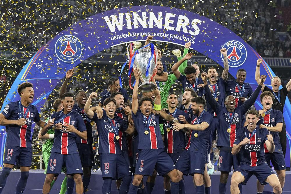 库珀·弗拉格进攻不稳定，投篮准度不足，体能和三分球需提升。